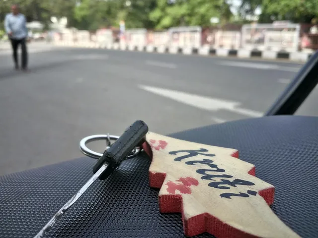 Personalizowany brelok z eko skóry